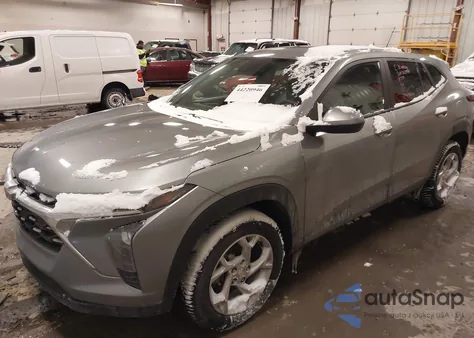 2024 Chevrolet Trax Fwd Sp z USA, uszkodzony, nr VIN KL77LFE26RC019020